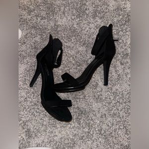 Black classic heels
